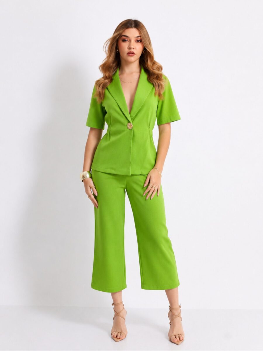 Set Blazer Manga Corta y Pantalon Capri