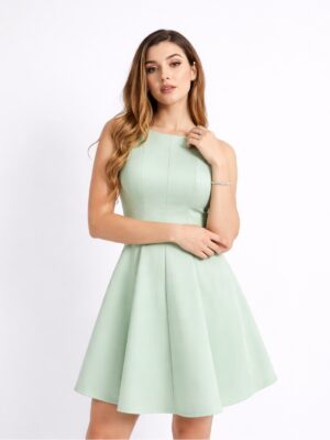 Vestido semicircular